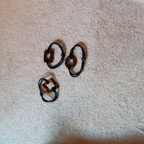 Hair goods - Picture 1 of 1